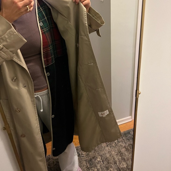 BEIGE TRENCH COAT - Picture 3 of 5